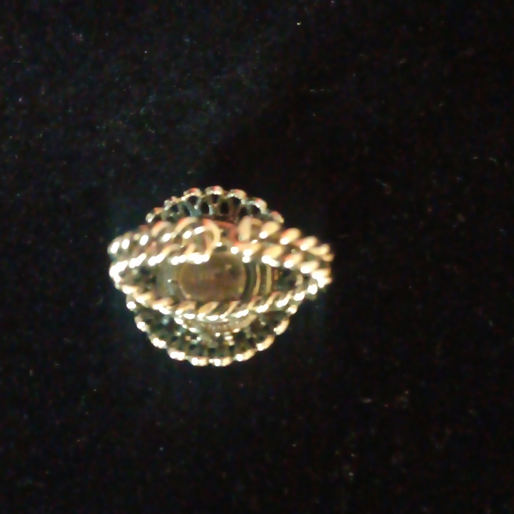 Fire Opal Silver Ring with Intricate Design - Picture 4 of 5
